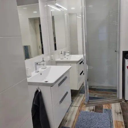 Apartament Rosa Ii *